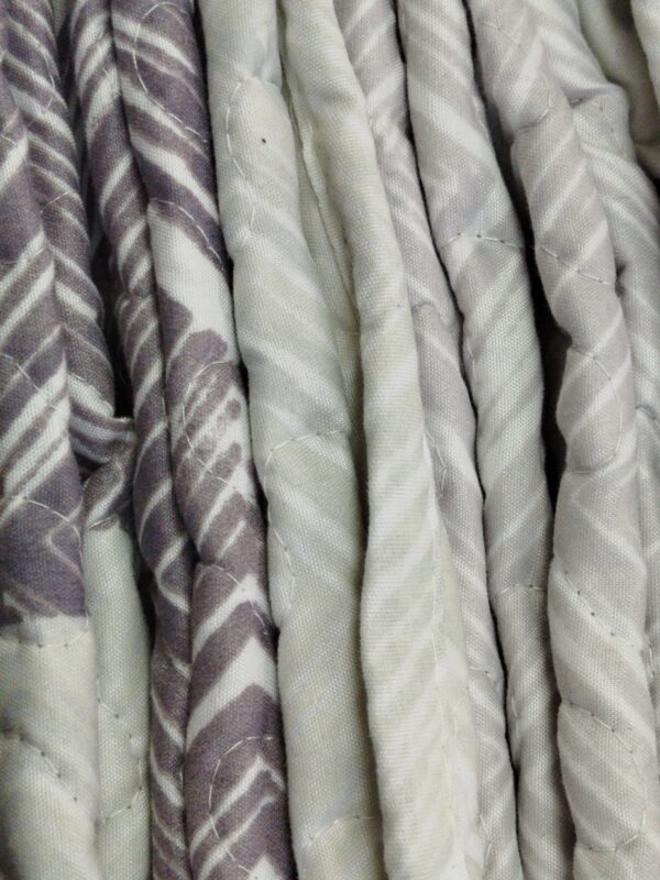 COLCHA BOUTI CAMA 150 GRIS Y BERENJENA REVERSIBLE - Imagen 2