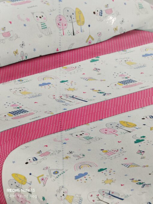 Juego sábanas coralina infantil rosa gatos · cama 105