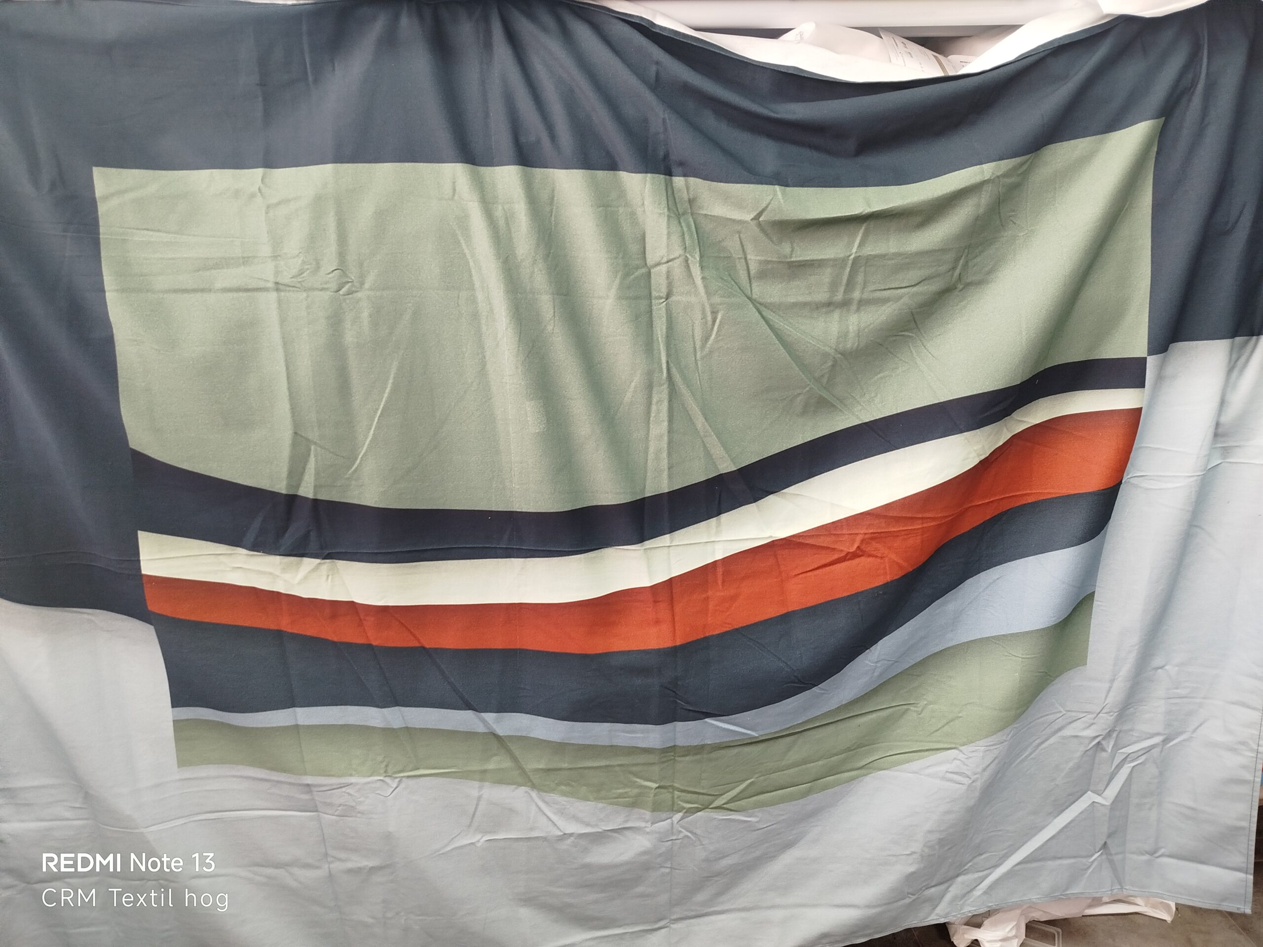 Mantel-tapete de sarga 100% algodón 1.55 x 1.90 m ondas colores